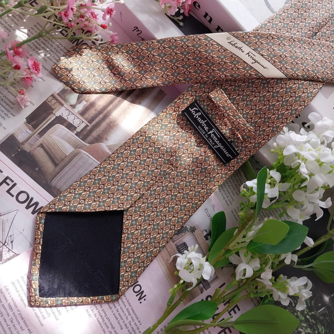 살바토레 페라가모 실크 브라운 패턴 넥타이 9.3cm A+등급 K2401 상품이미지5