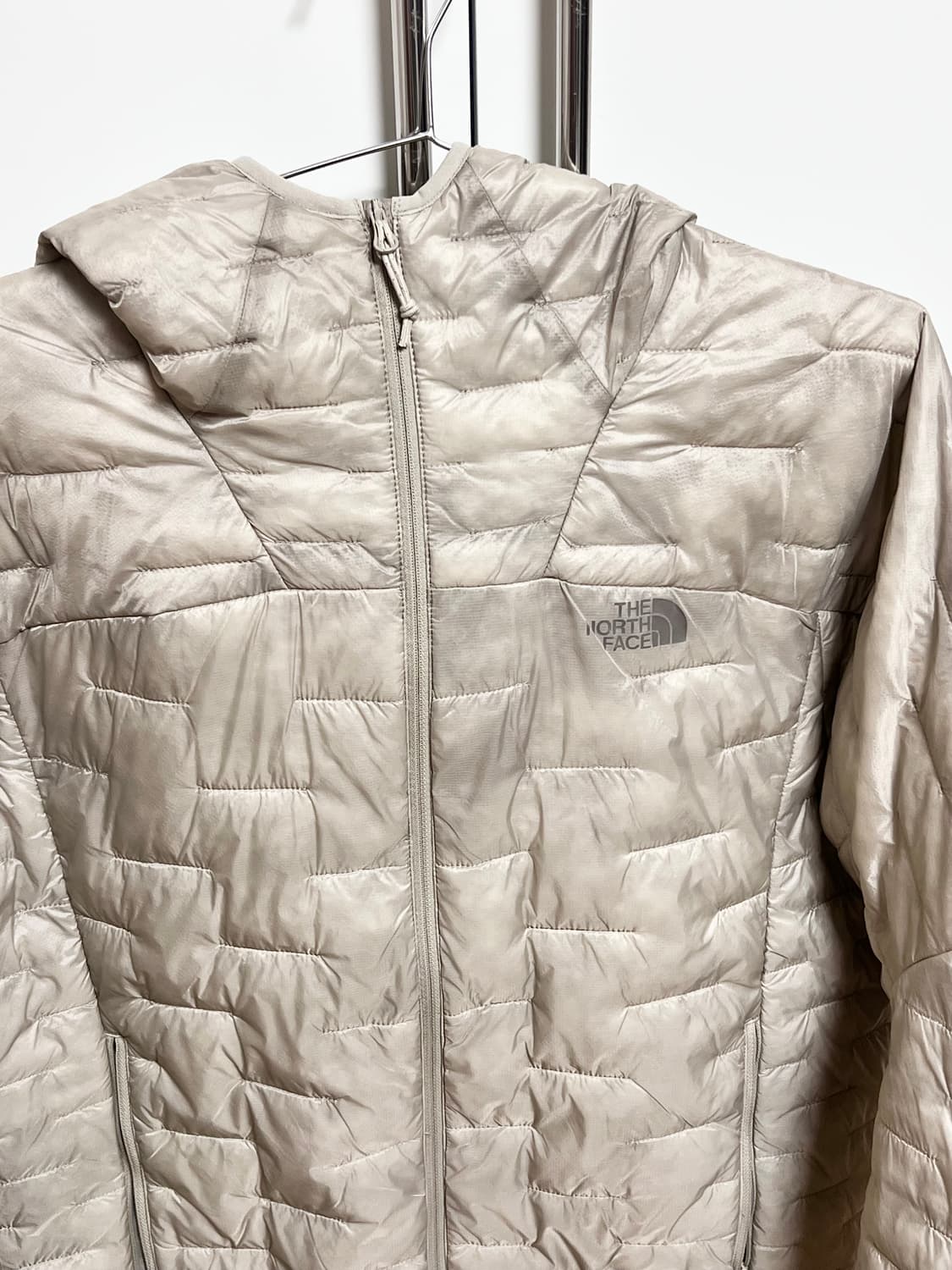 XL 새상품 정품 노스페이스 경량패딩 베이지 엑티브 웜스 후디 자켓 상품이미지8