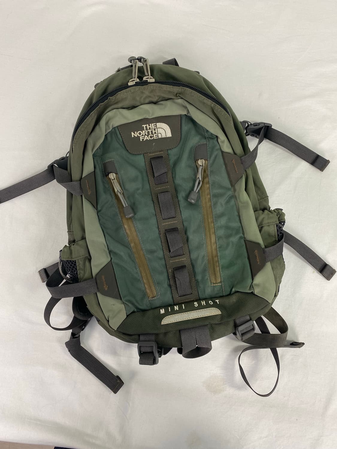 노스페이스 미니샷 백팩 12L <90> 상품이미지1