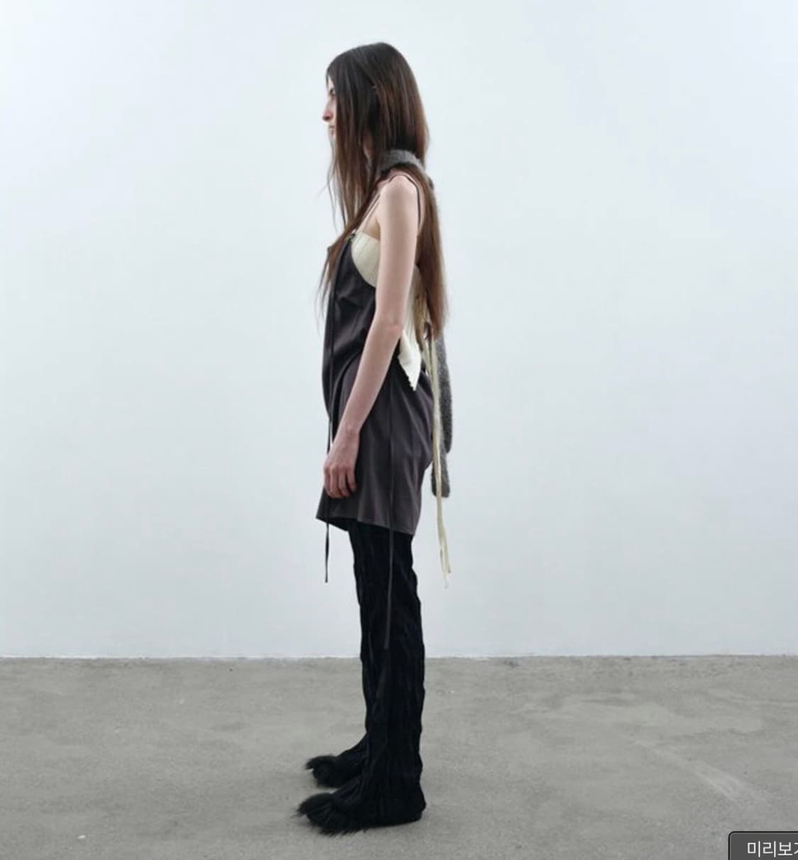 낫띵에브리띵 WRINKLE BOOTCUT PANTS IN BLACK 상품이미지2