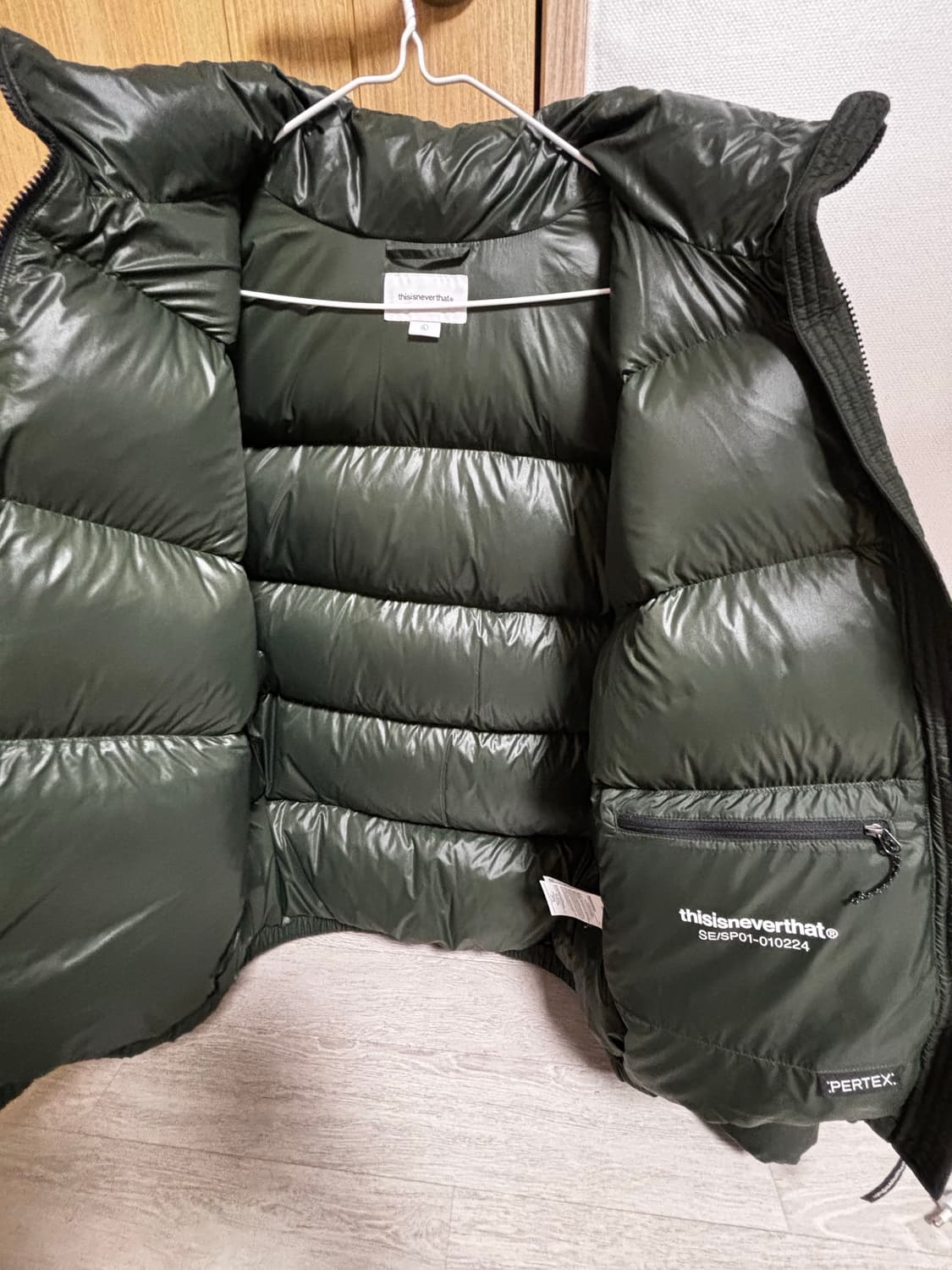 디스이즈네버댓 올리브 L 패딩 상품이미지5