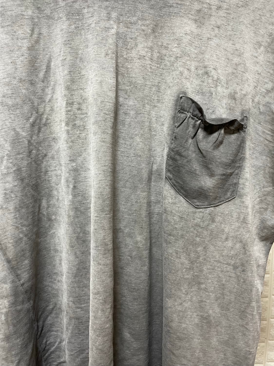 생로랑 워싱 포켓 티셔츠 상품이미지3