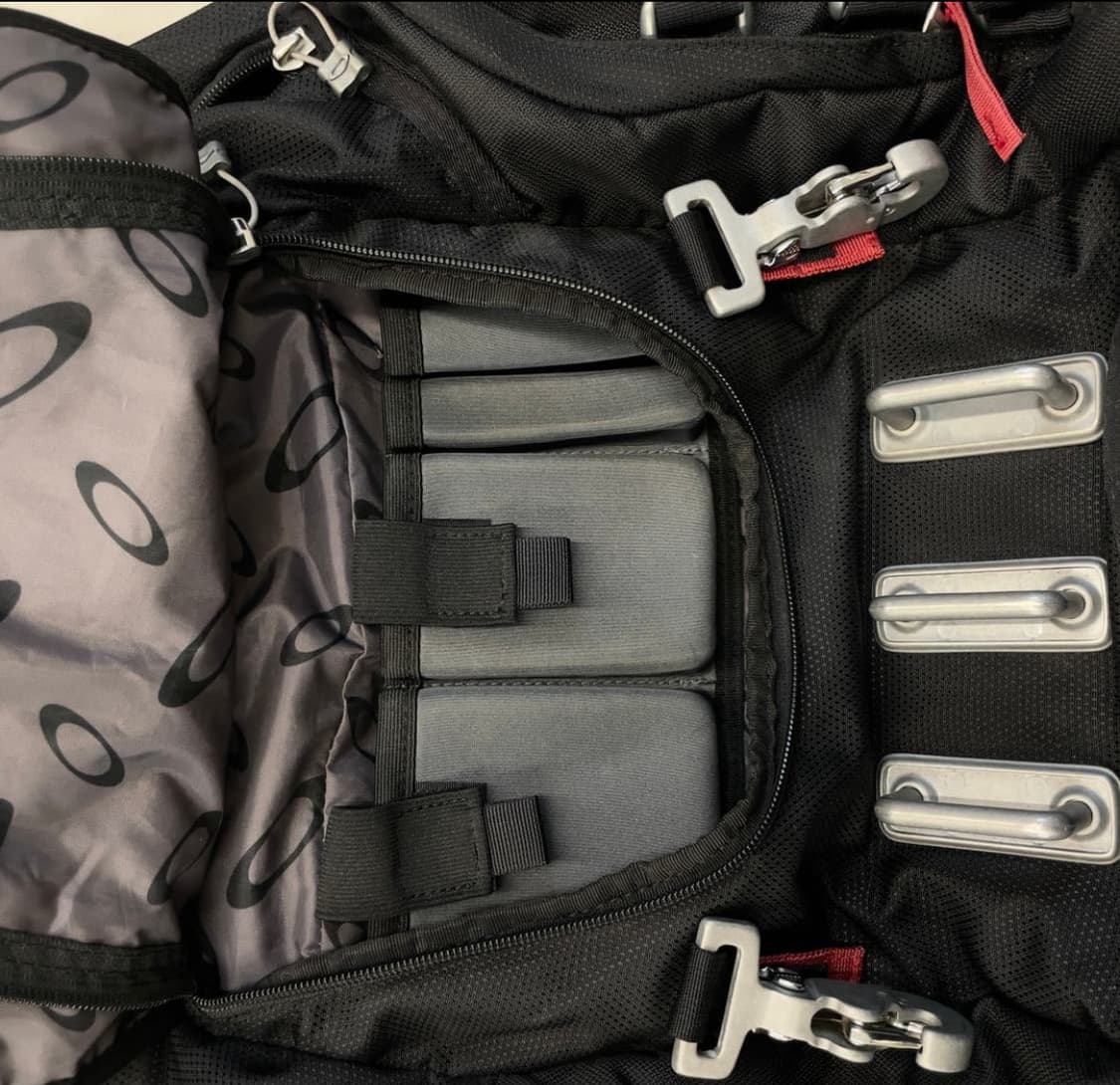 오클리 싱크백팩 상품이미지5