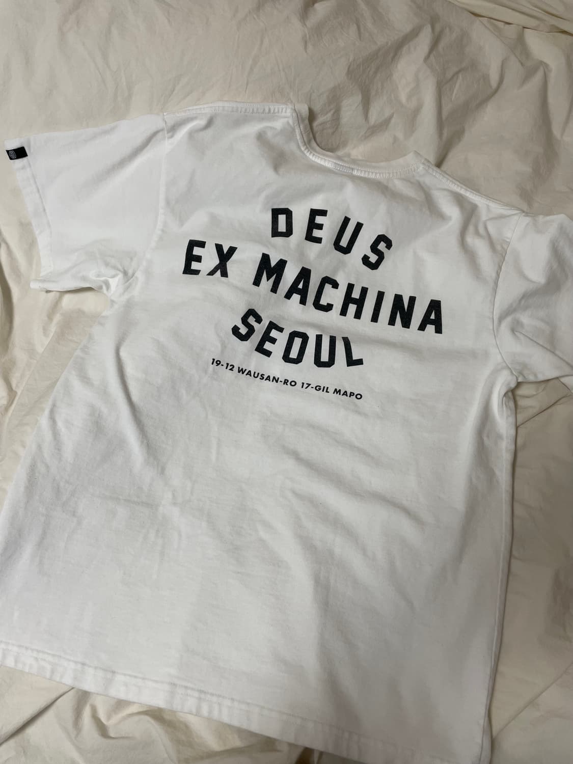 데우스 서울 반팔 상품이미지1