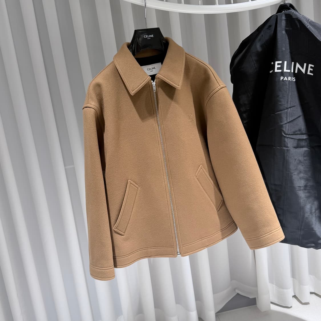 (S/48) / 셀린느 신상 트리오페 자수로고 울 펠트 자켓 카멜 상품이미지3