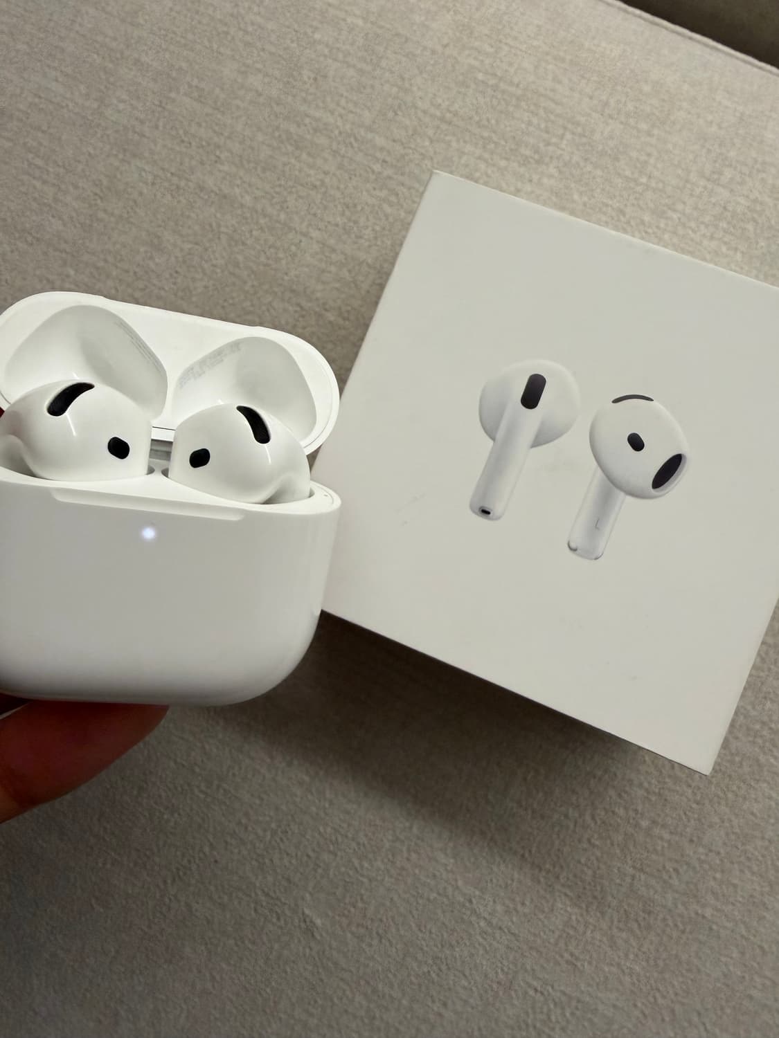 에어팟 4 급처  상품이미지1
