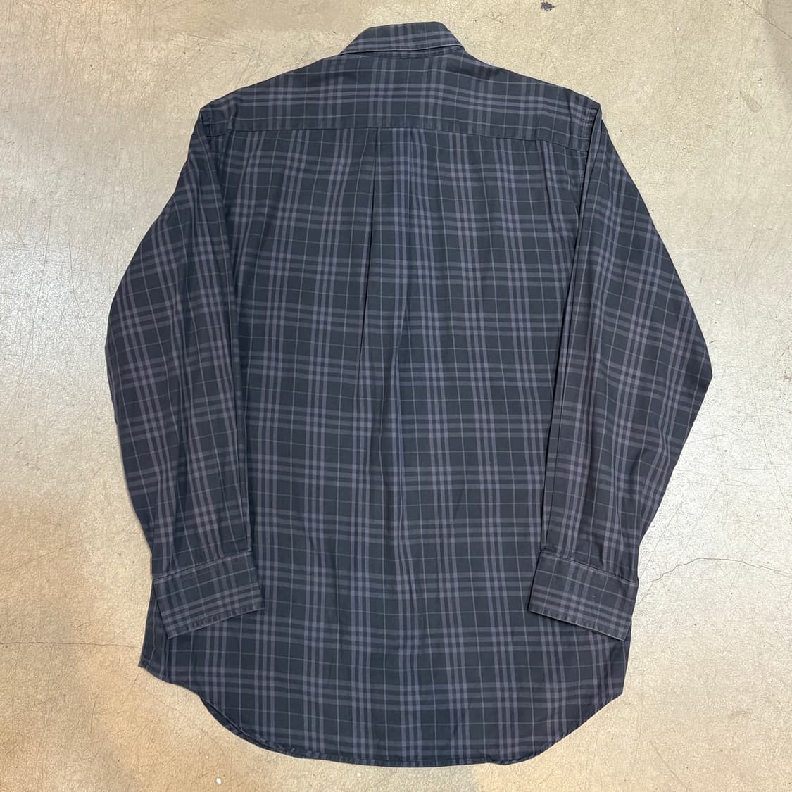 M 버버리 그레이 노바체크 셔츠  상품이미지3