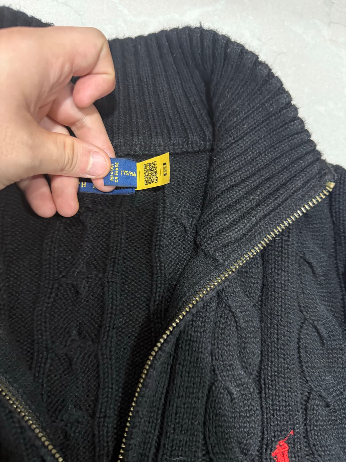 [당일출고,M사이즈] 신형택 폴로 케이블 니트 반집업  상품이미지3