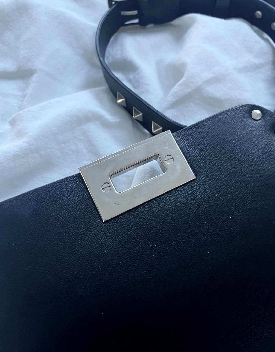 발렌티노 락스터드 미니백 상품이미지3