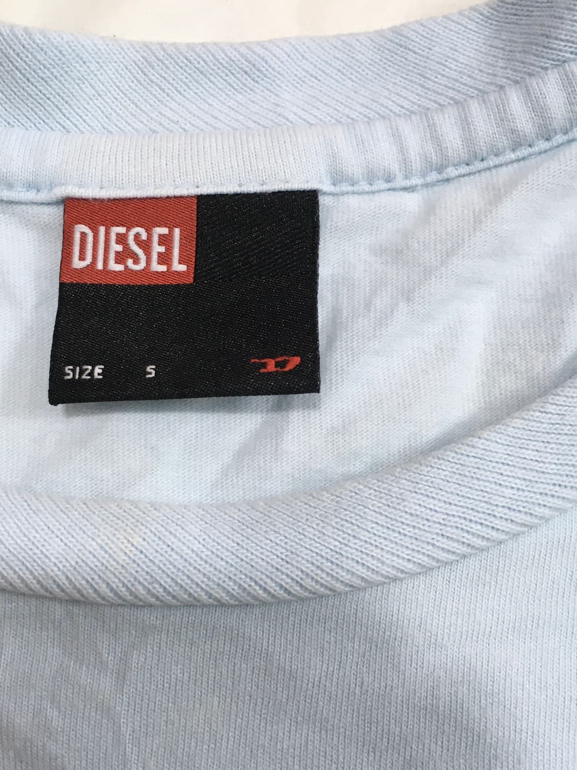 디젤 Diesel 하늘색 로고 티 상품이미지3