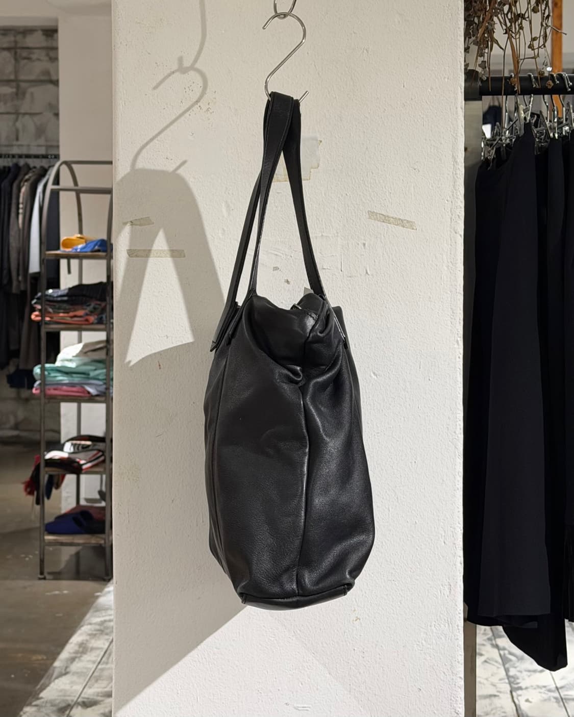 돌체앤가바나 블랙 레더 토트백 상품이미지5