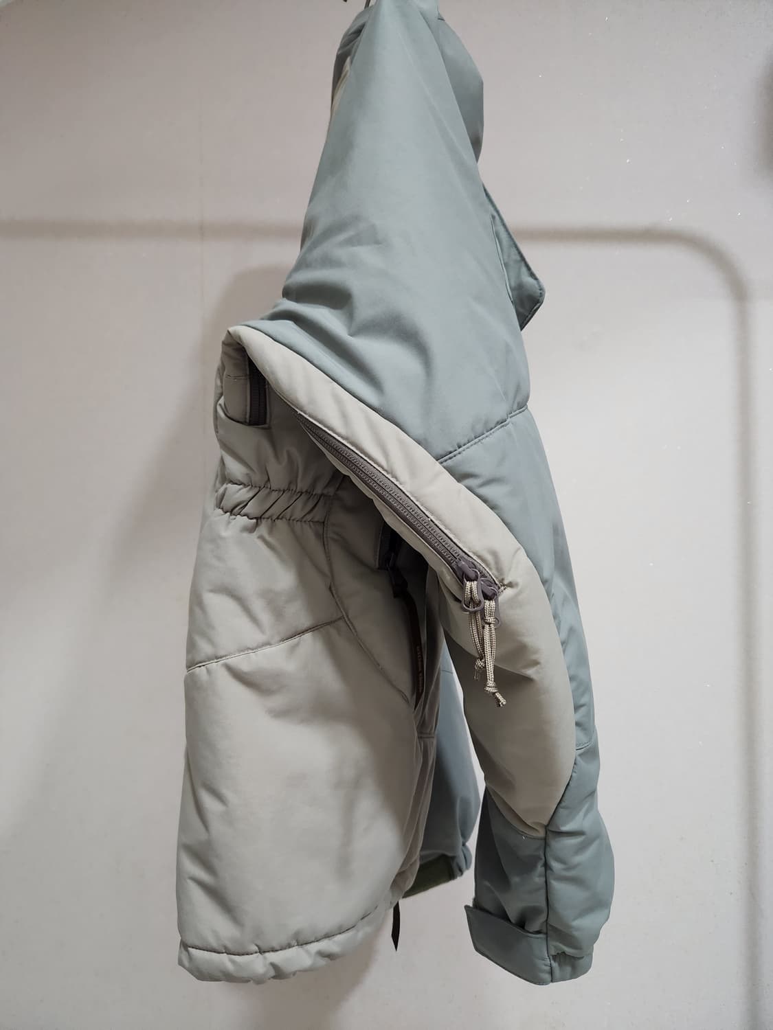 프리휠러스 utt 올 어라운드 하드쉘 파카 XL 상품이미지4