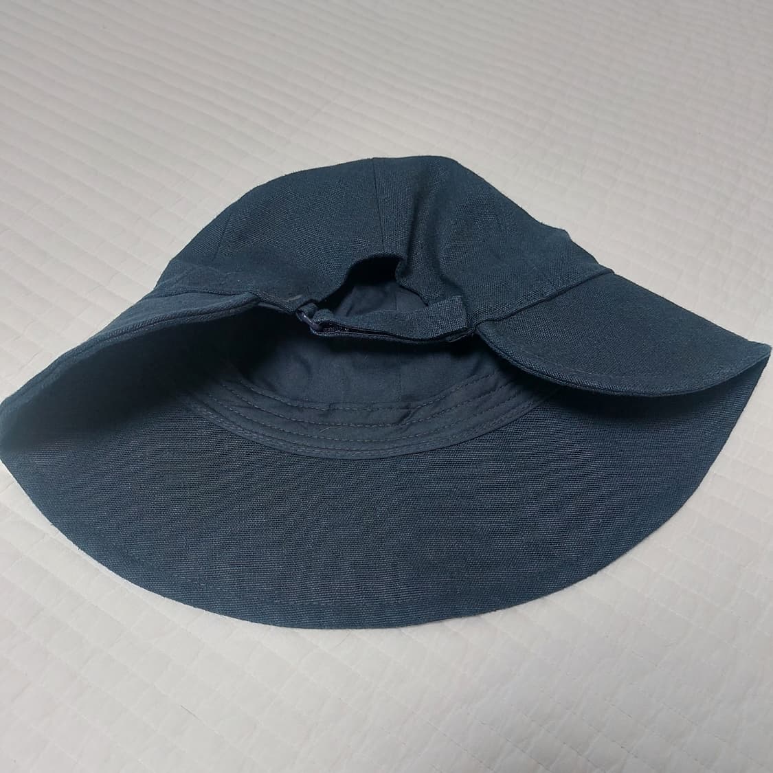 코스 블랙 데님 버킷햇 상품이미지2