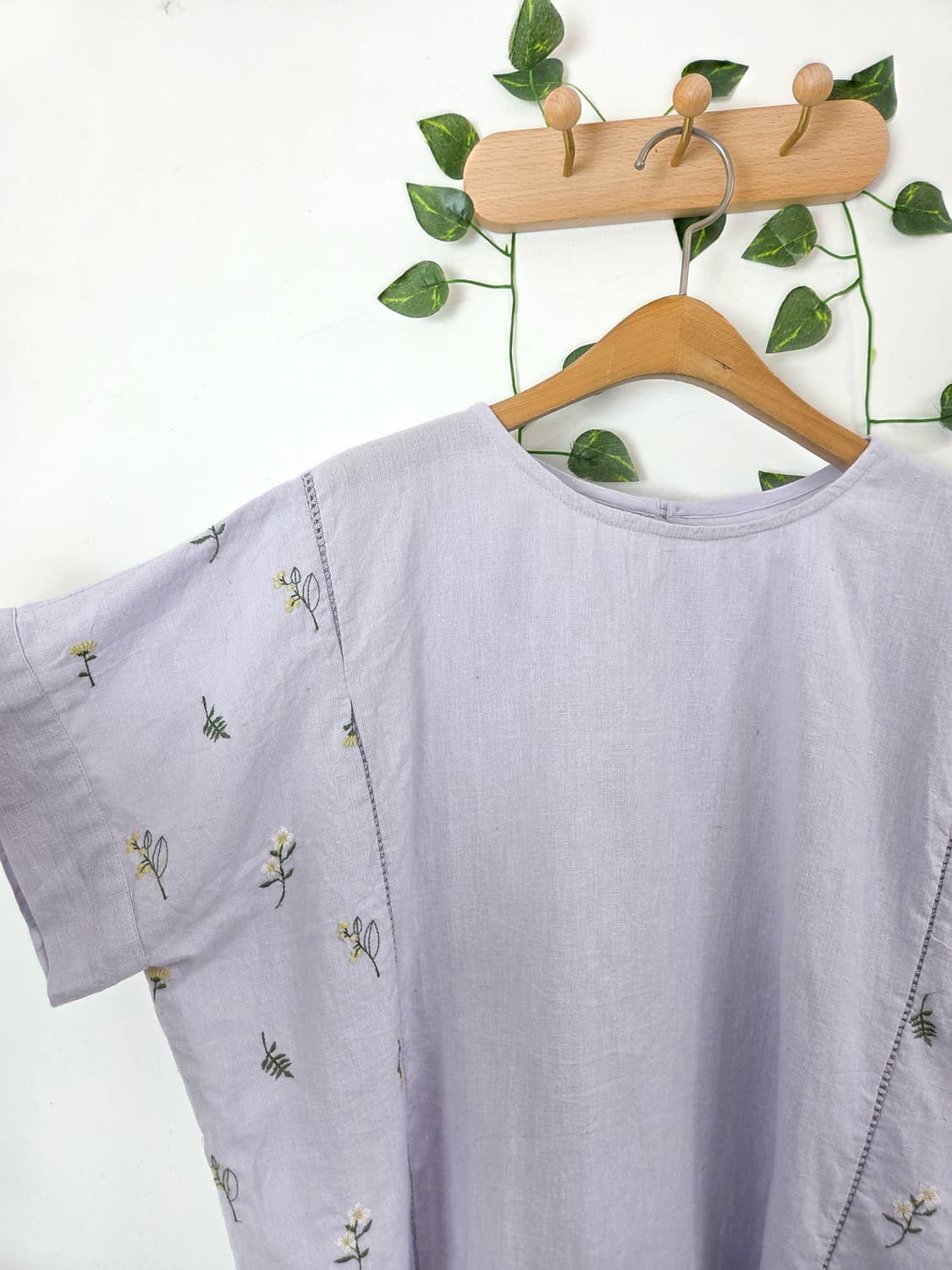 연보라 꽃자수 블라우스 상품이미지2