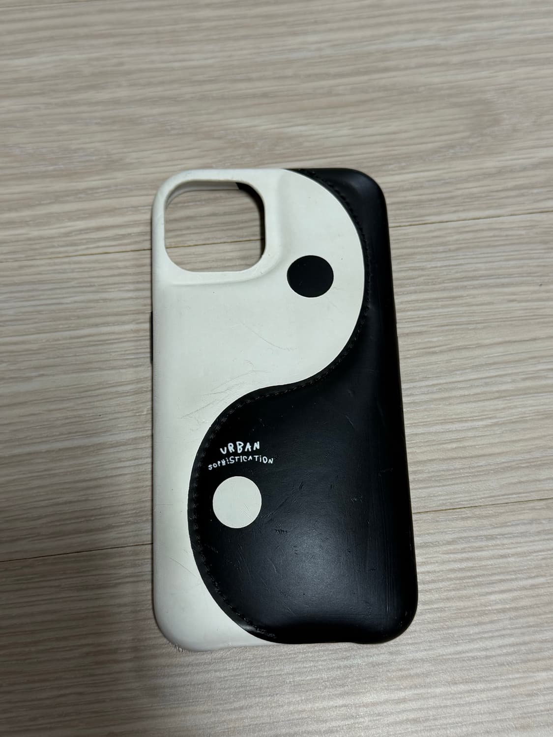 Urban sophistication 인앤양 케이스 아이폰 13 상품이미지1