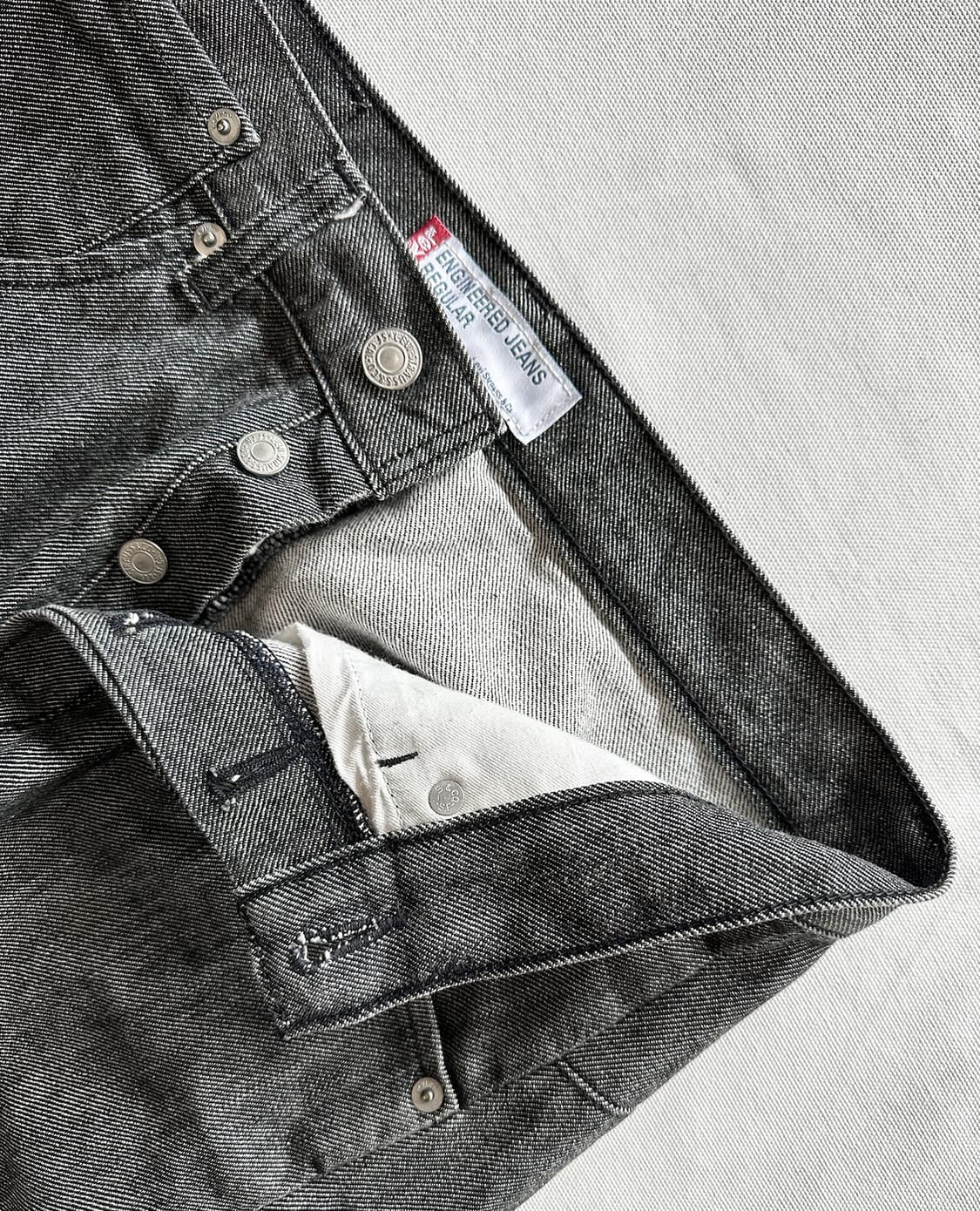 LEVI'S engineered regular black w30 상품이미지9