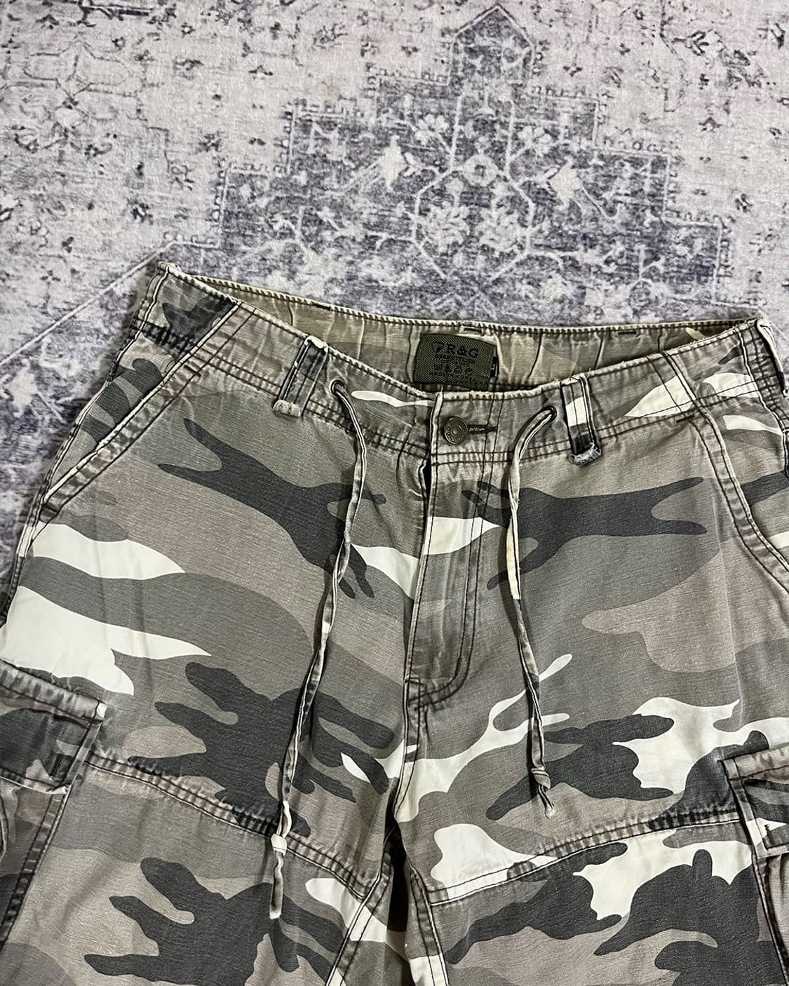 Y2K Camo Cargo Bermuda pants 상품이미지5