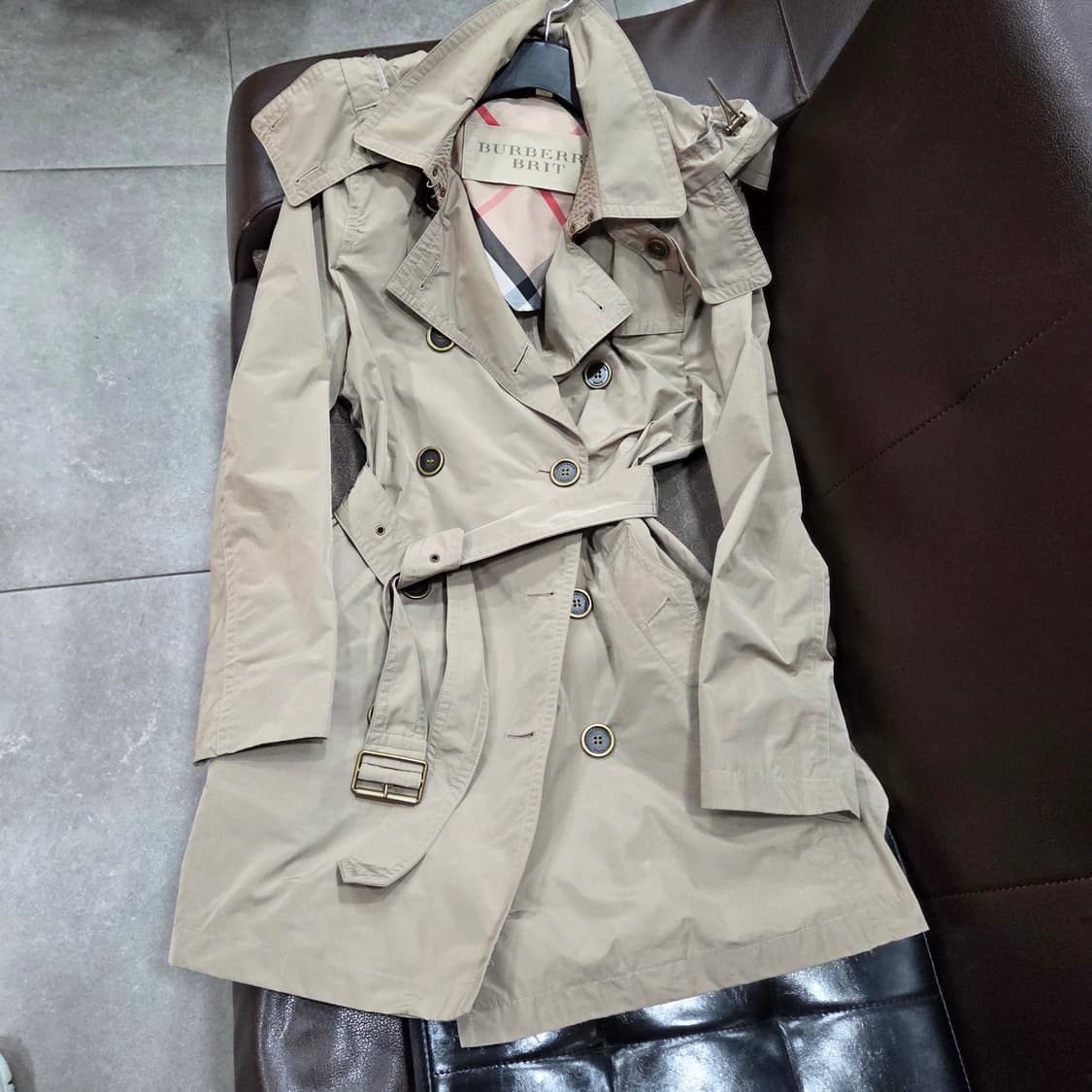 버버리 발모랄 하프 코트 상품이미지1