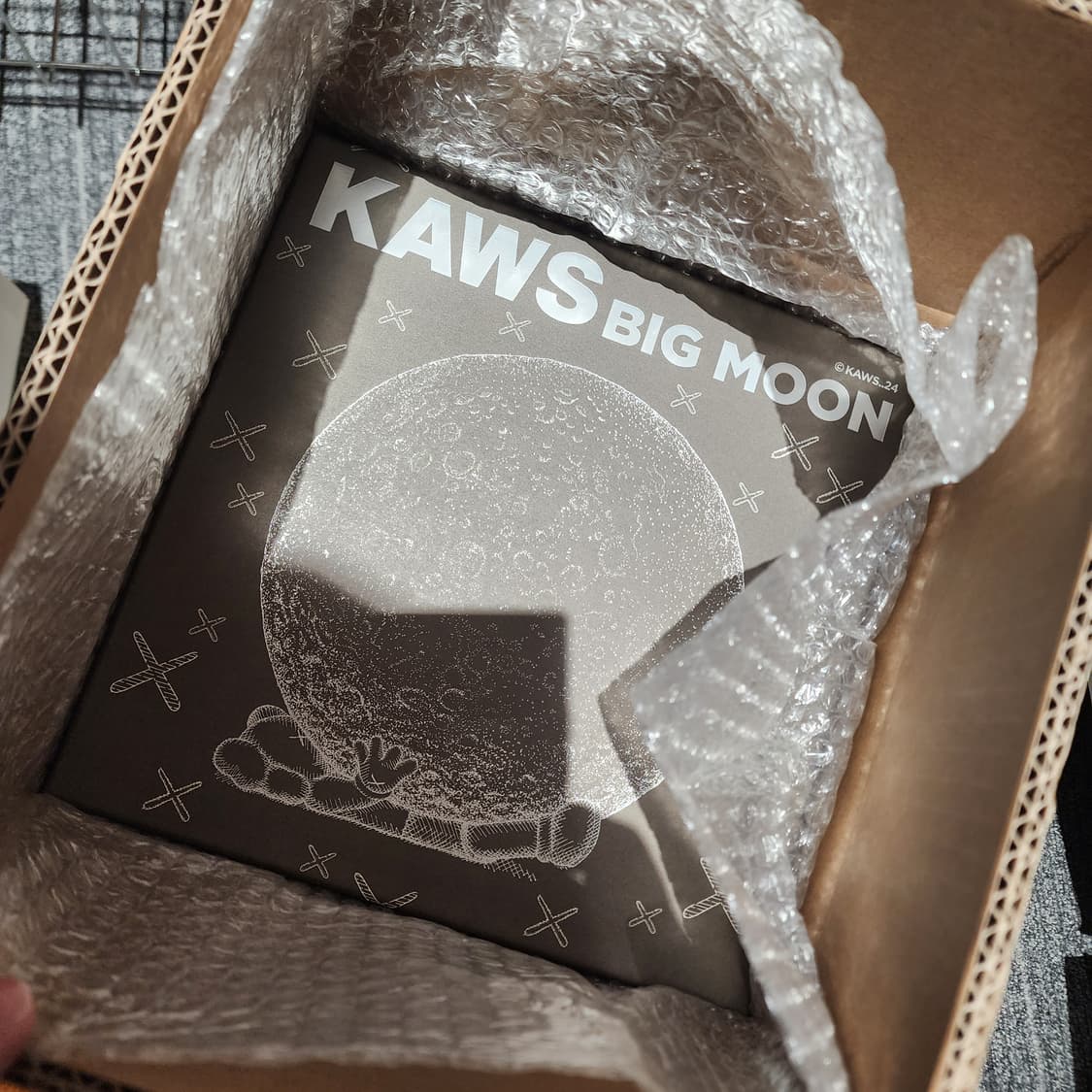 카우스 홀리데이 빅 문 바이닐 피규어 (램프) 상품이미지1