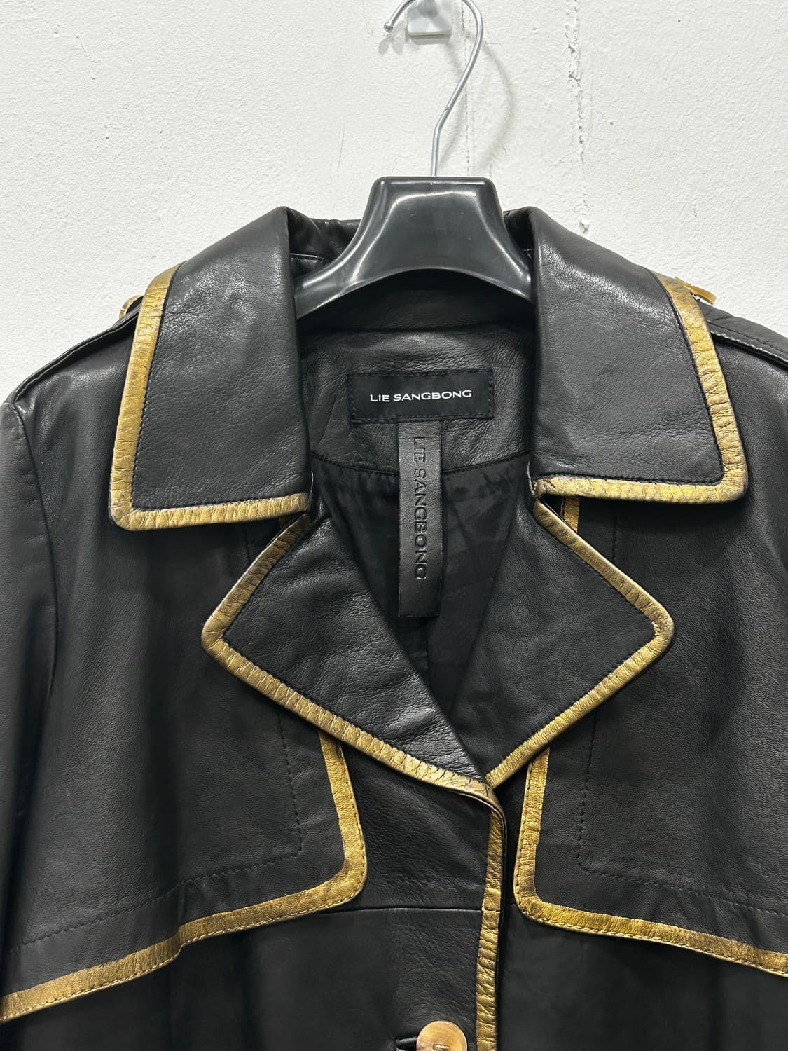 이상봉 양가죽 금장 롱 가죽코트 여성 85 상품이미지4