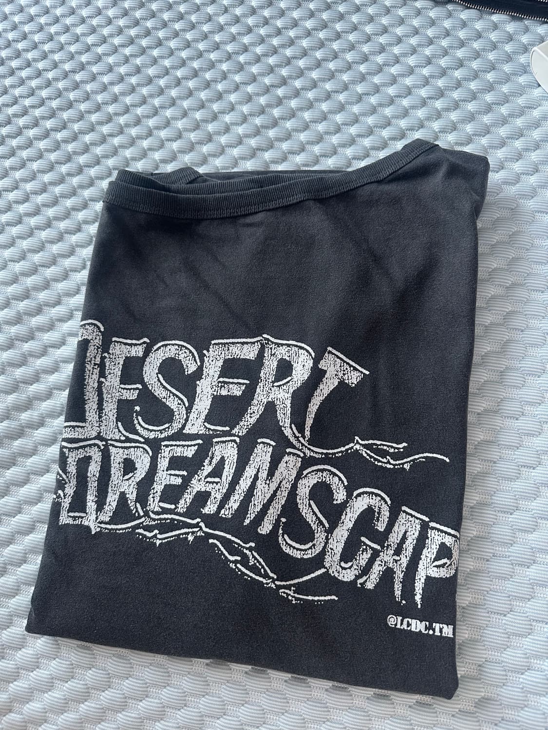 엘씨디씨 티엠 ASYMMETRIC PRINTED T 다크그레이 상품이미지5