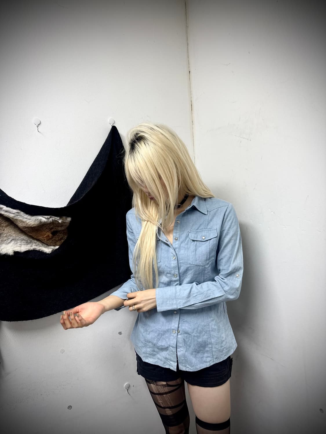 “Cecil mcbee” Minimal Y2K Slim fit Shirt 상품이미지2