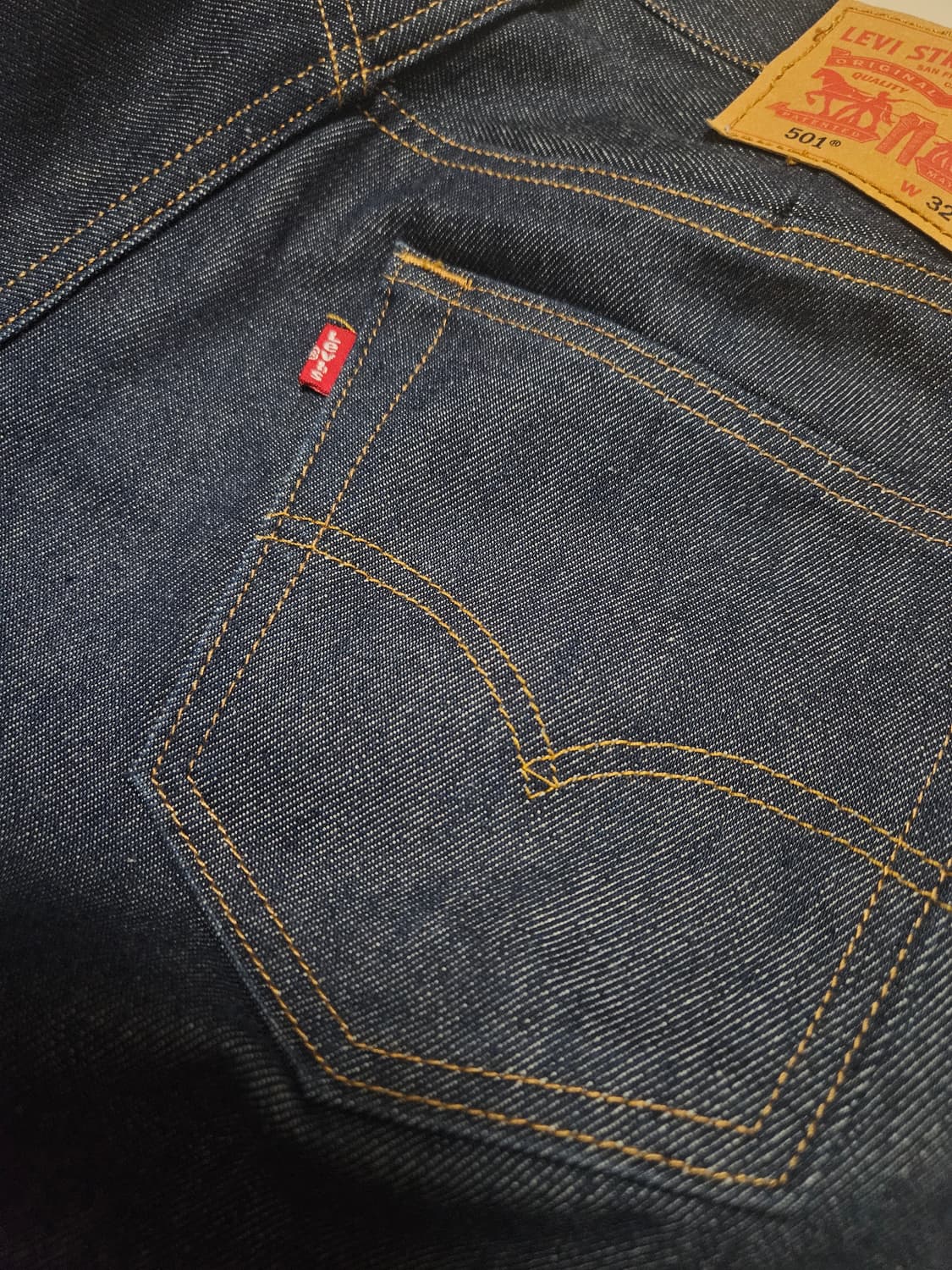 리바이스 501 생지 데님 팬츠 32x32 (스트레이트핏) 상품이미지3