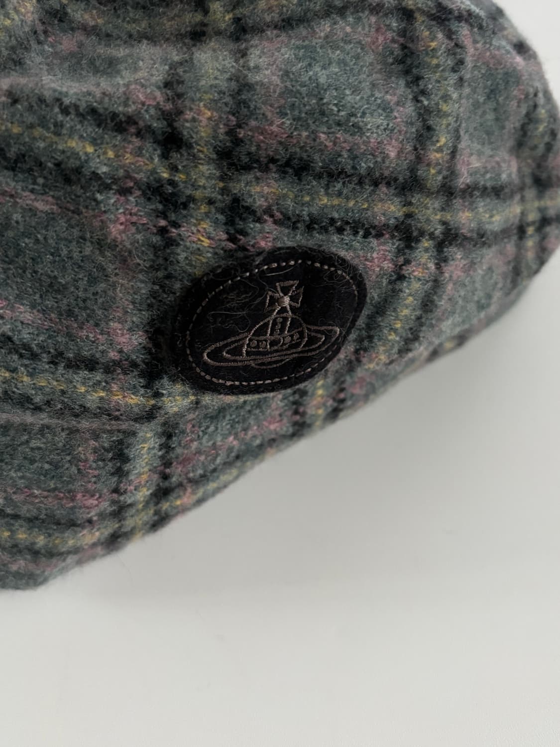 Vivienne Westwood 비비안웨스트우드 패치 로고 체크 베레모 상품이미지3