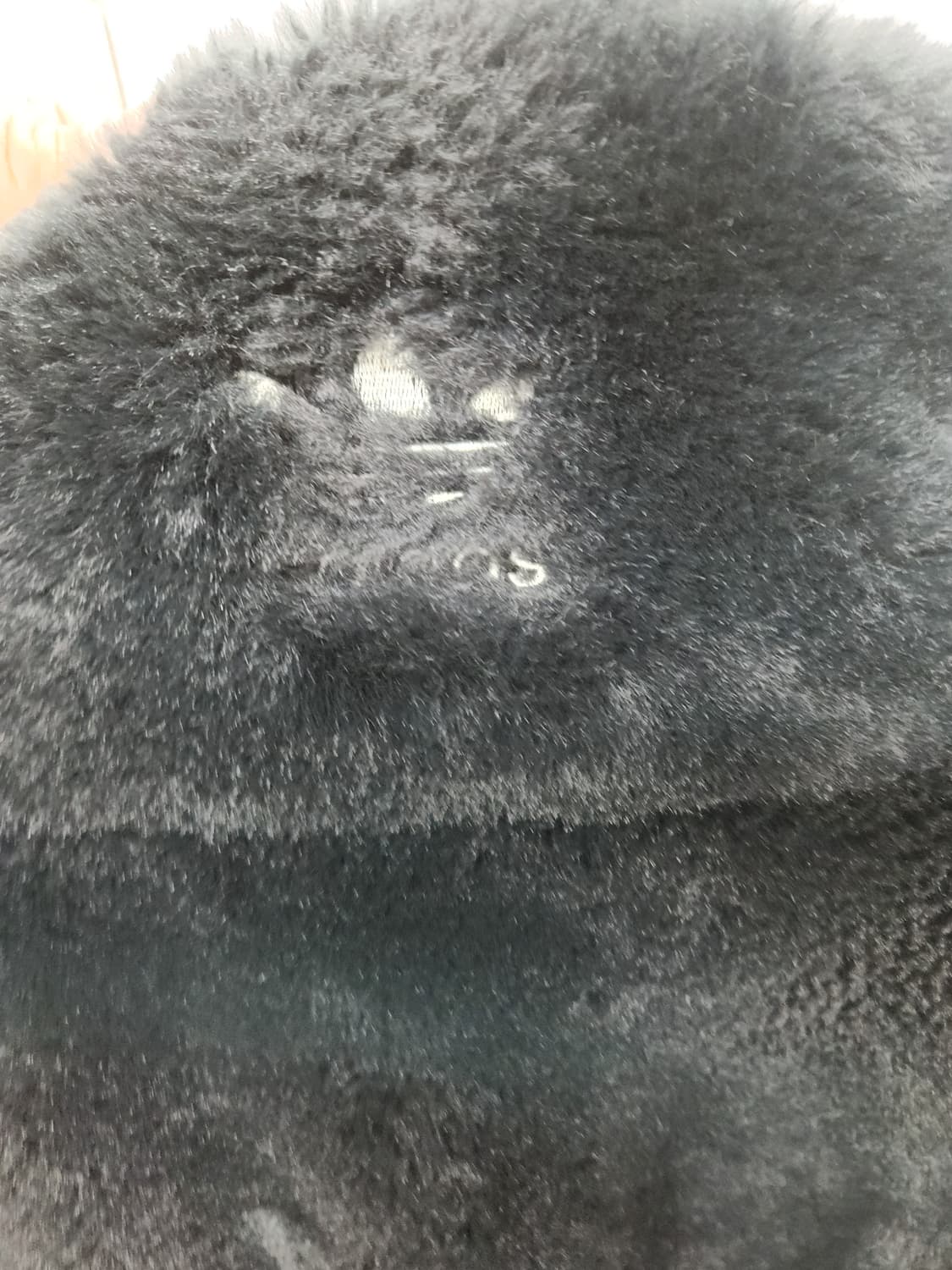 아디다스 빅 트레포일 퍼 자켓 (M) 오버핏 상품이미지5