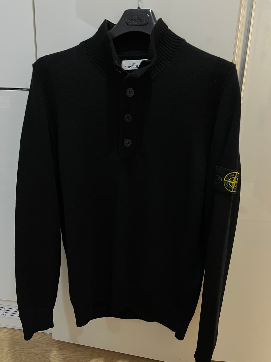 23fw 스톤아일랜드 반집업니트 L (새상품급) 상품이미지1