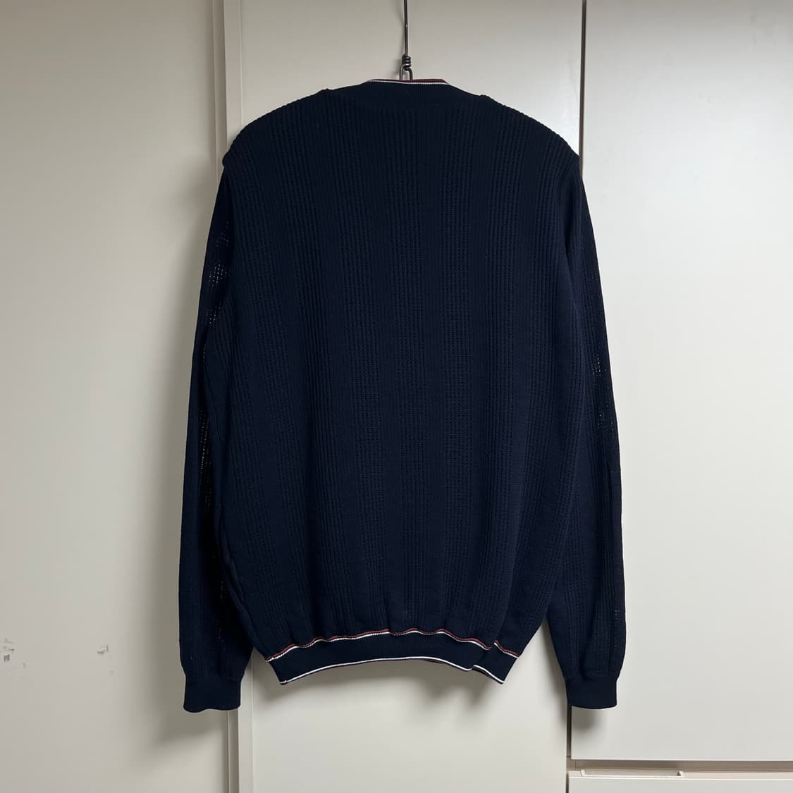 로베르토콜리나 펀칭디테일 v넥 니트집업 상품이미지3