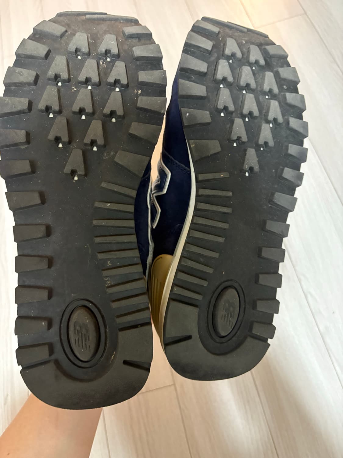 뉴발란스 레거시 네이비 245 상품이미지2