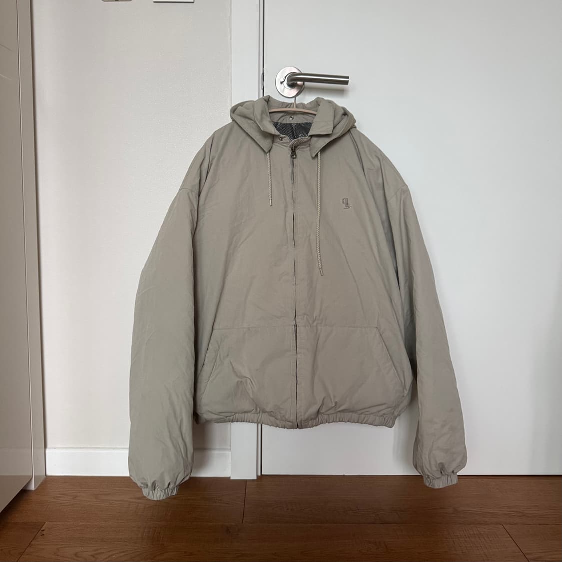 라퍼지스토어 덕다운 가먼트 후드 푸퍼 패딩 (sand beige) 상품이미지1