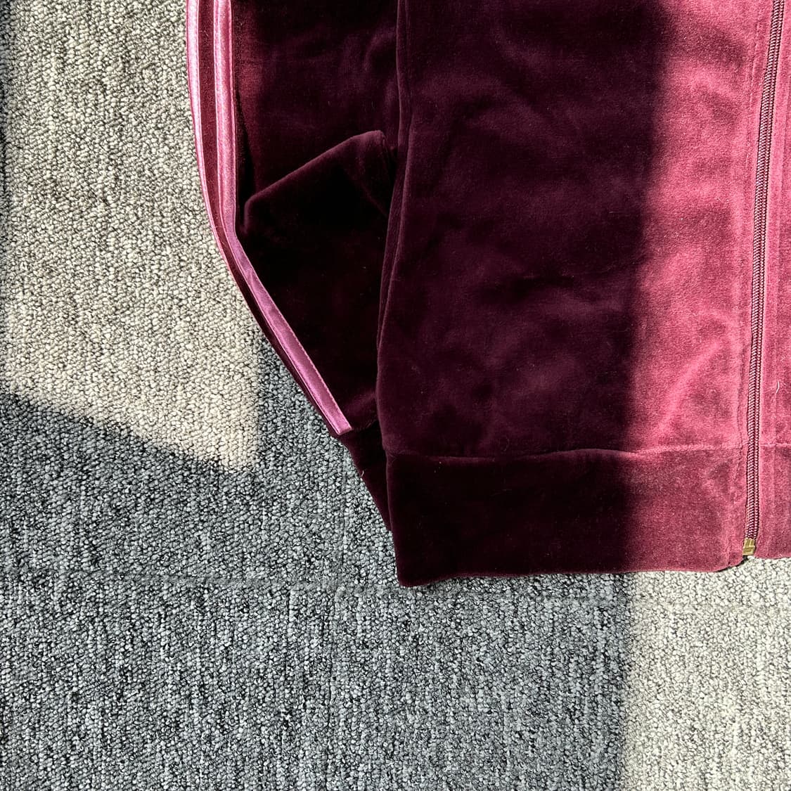 레노마 버건디 벨벳 후드집업 상품이미지3