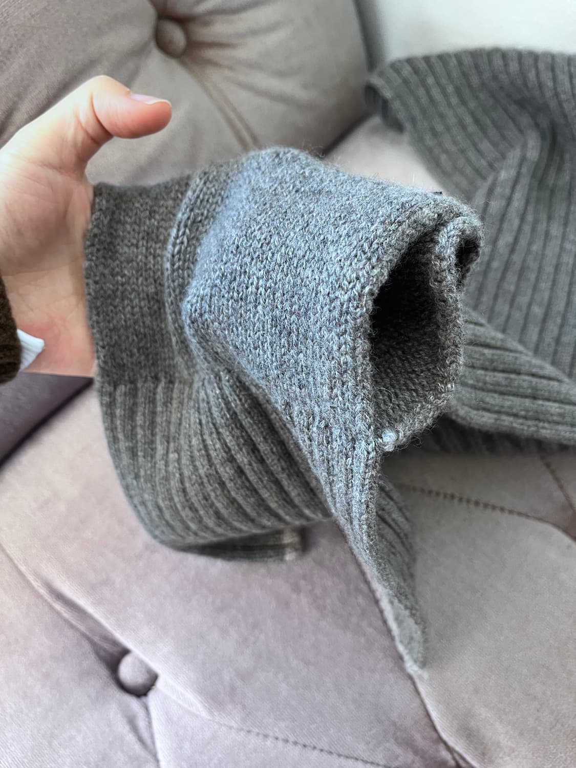 아떼 바네사브루노 그레이 울 캐시미어 립 니트 암워머 상품이미지7