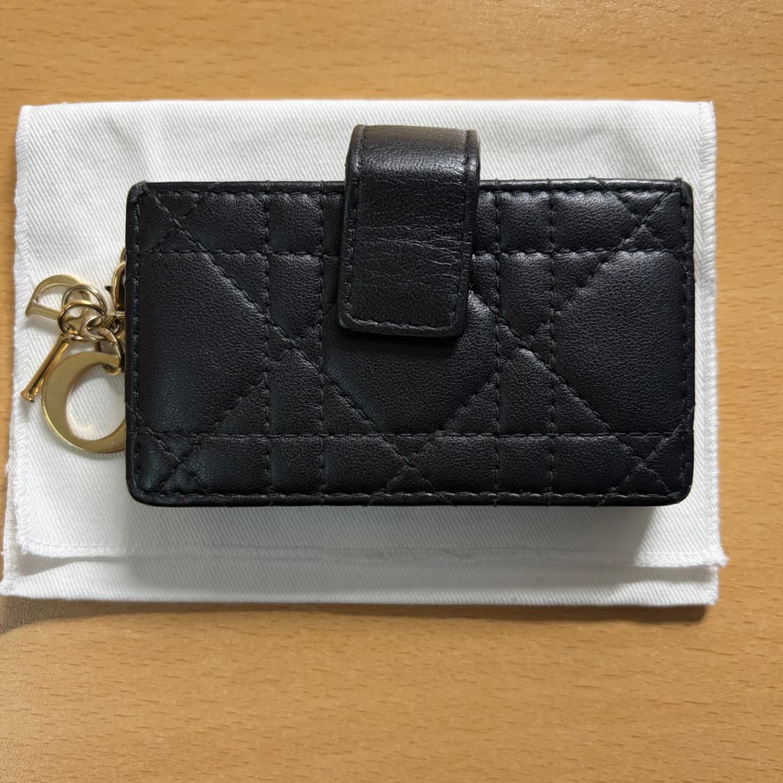디올 아코디언 지갑 검정 무광 상품이미지7