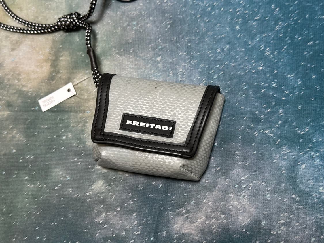 (NEW) 프라이탁 새상품 에어팟 미니 파우치 키링  상품이미지3