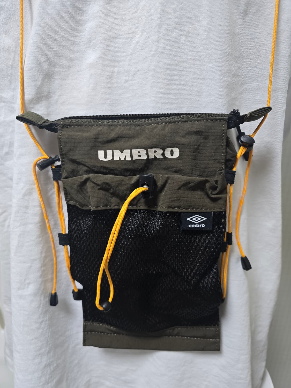 엄브로 미니 크로스백 가방 파우치백 상품이미지1