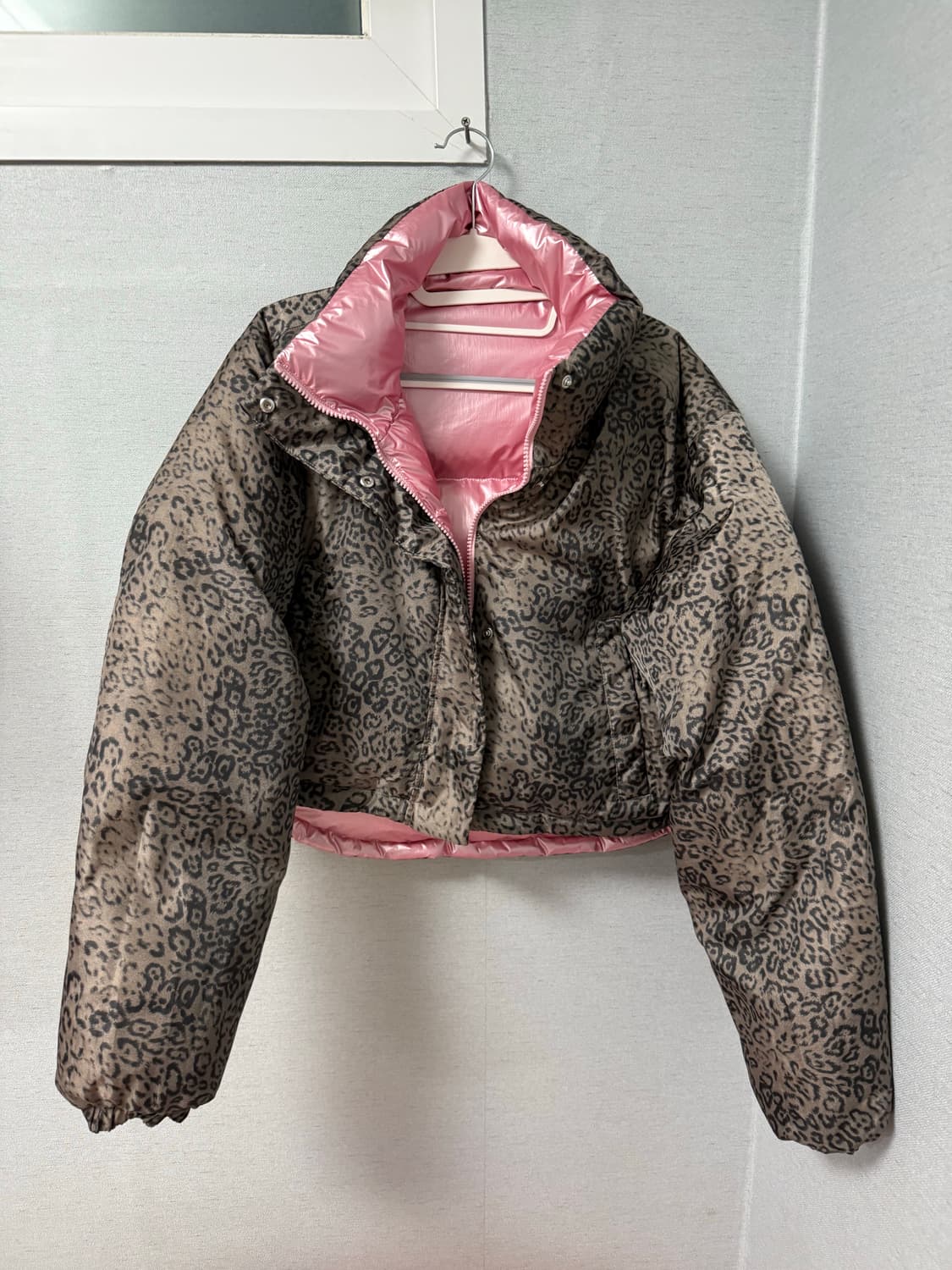 마르디메르크디 레오파드 리버시블 숏 크롭 패딩 상품이미지7