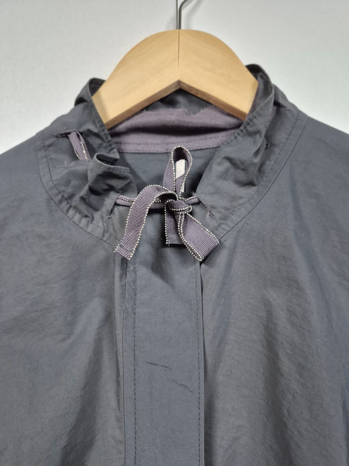 리본 장식 루즈 바람막이 재질 아우터 상품이미지2