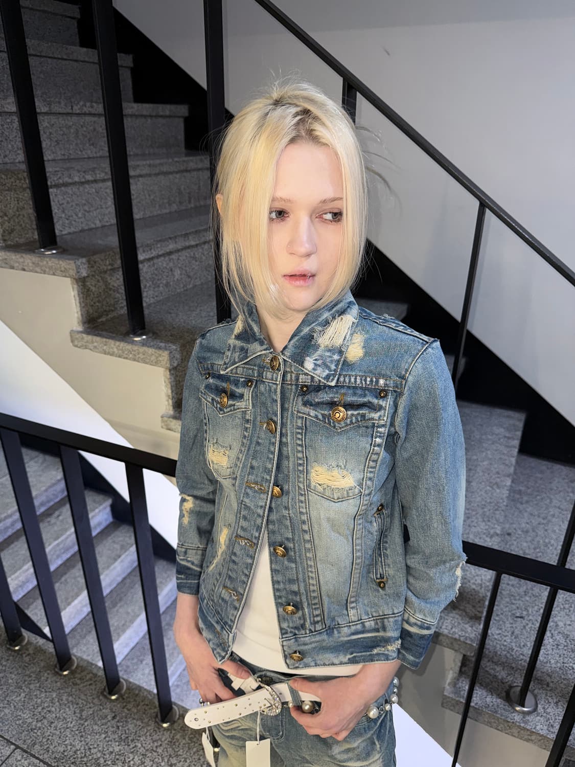 destroyed denim jacket 상품이미지3