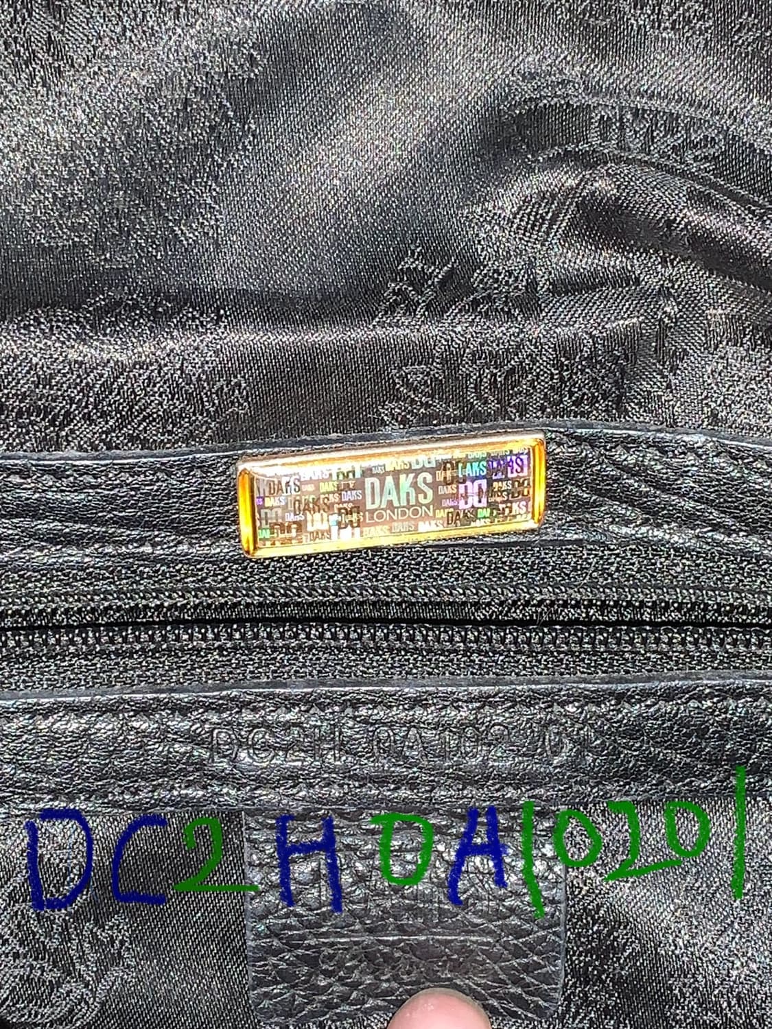 닥스 검정 가죽 숄더백 상품이미지9