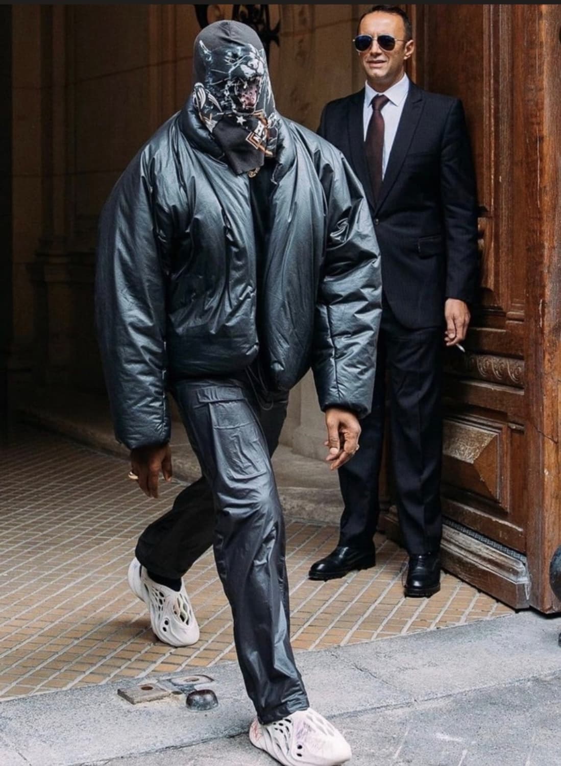 (XXL) 이지 갭 엔지니어드 바이 발렌시아가 라운드 재킷2 블랙 상품이미지2