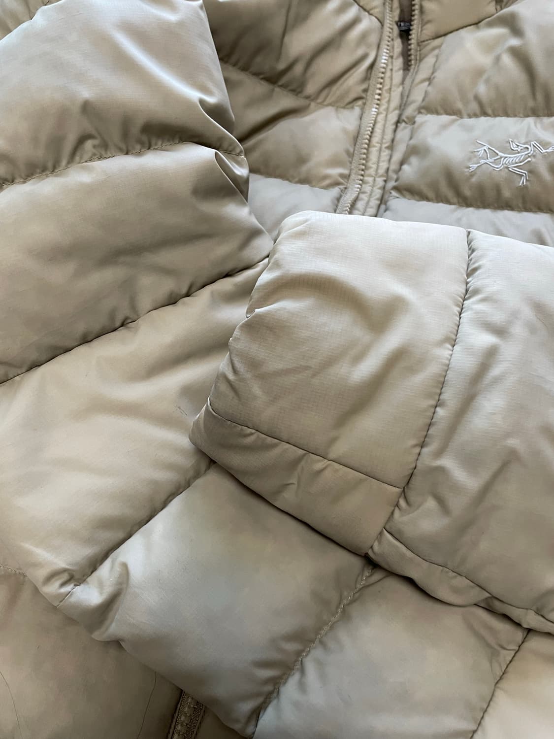 Arcteryx 아크테릭스 토륨 후디 스모크 블러프 s 상품이미지9