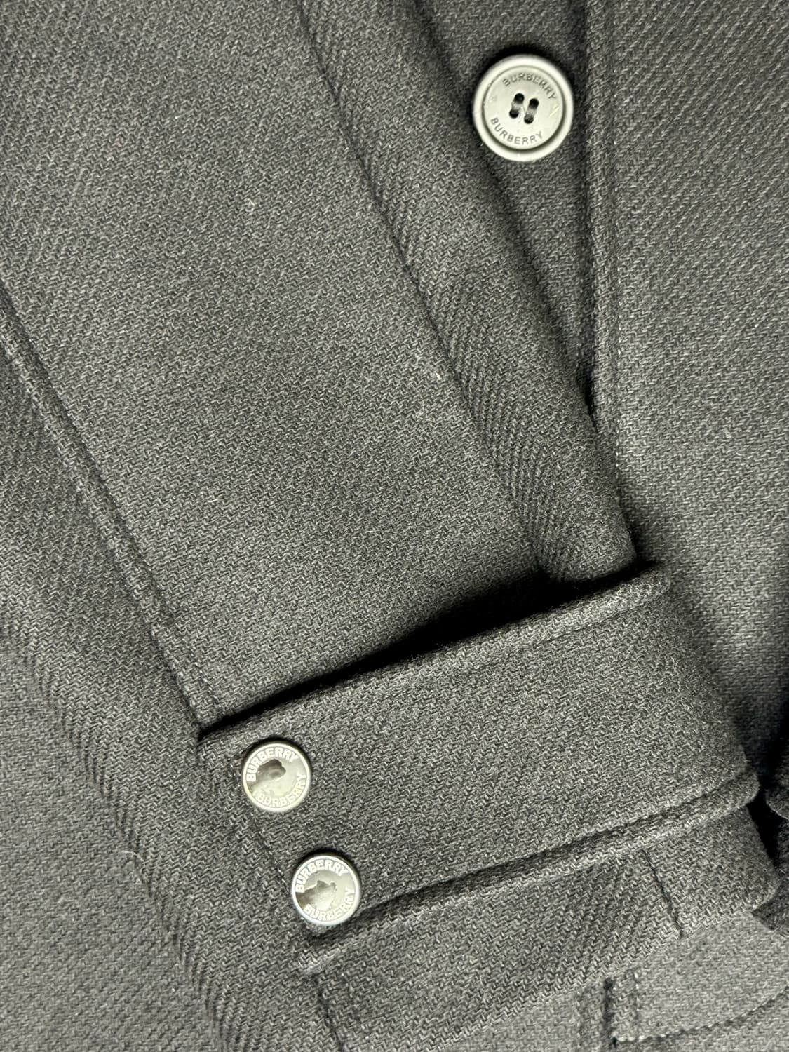 버버리 퀼팅 라이너 내장 울코트 60만원 상품이미지4