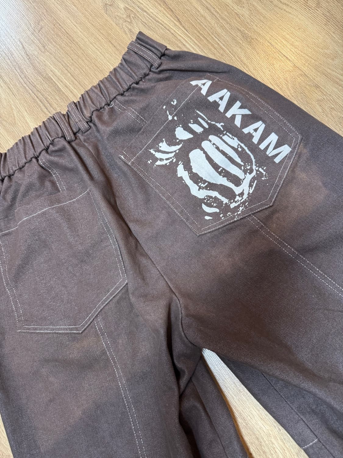 아캄 핀턱 Knee Pin-tuck Printed Denim Pants 상품이미지3