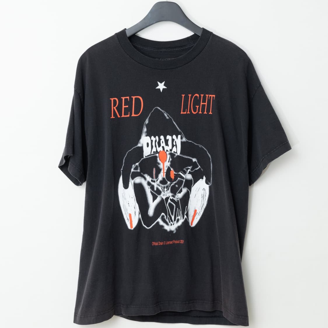 2021 Bladee Red Light Tee Black 상품이미지1