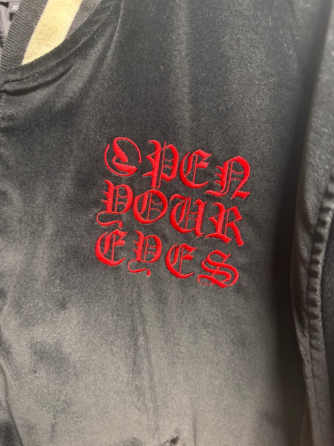 선데이 오프 클럽 벨벳 자수 자켓 상품이미지3