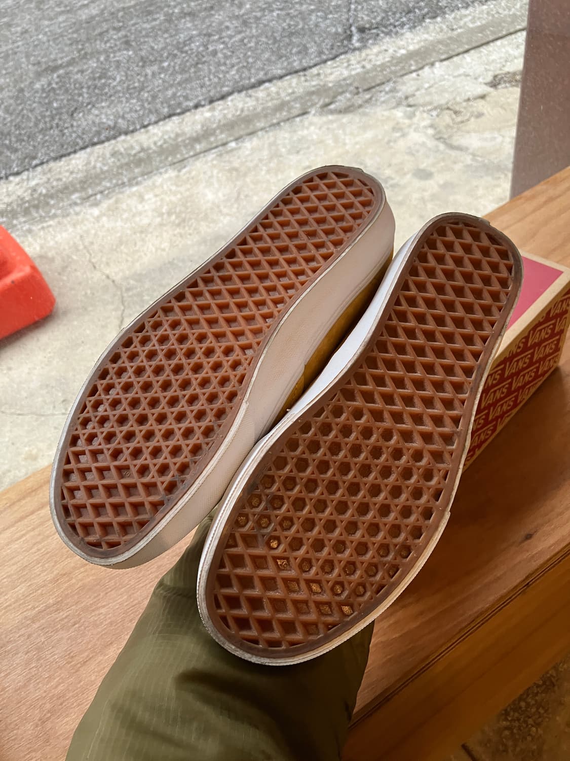 반스 스웨이드 어센틱 망고컬러 상품이미지4