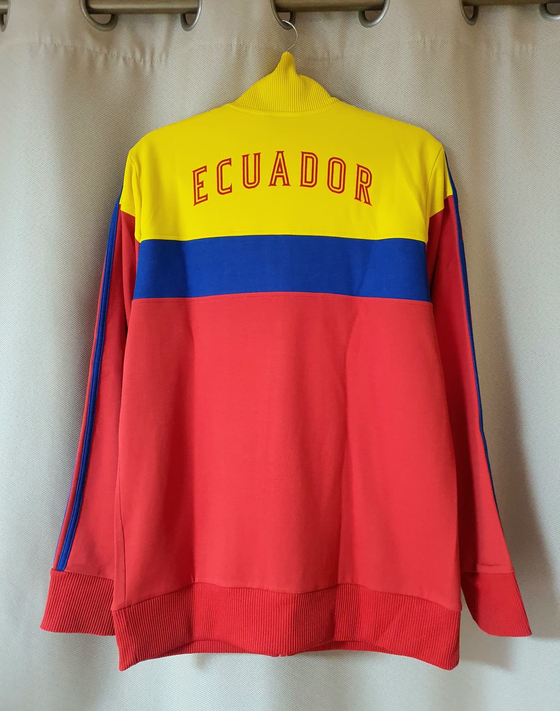 아디다스 에콰도르 트랙탑 져지 100 상품이미지2